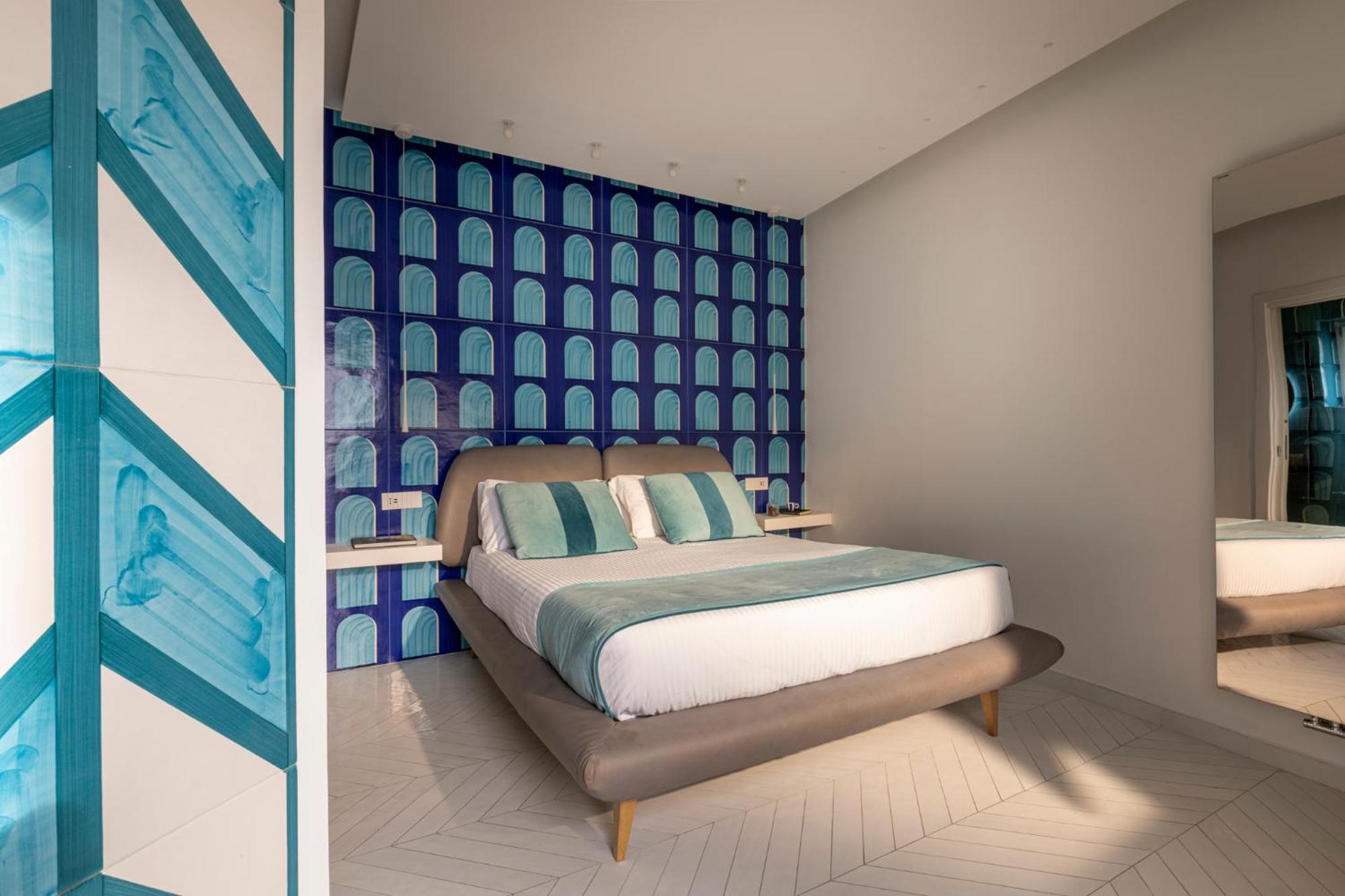 Di Capua House Hotel มัสซาลูเบรนเซ ภายนอก รูปภาพ